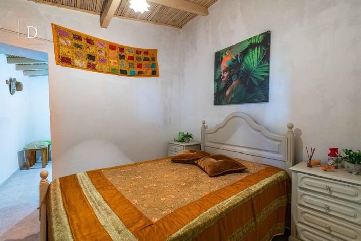 Image No.11-4 Bed House for sale