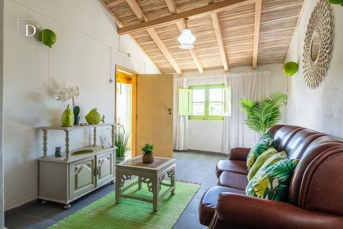 Image No.6-4 Bed House for sale