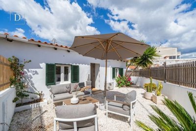 1 - Loule, House