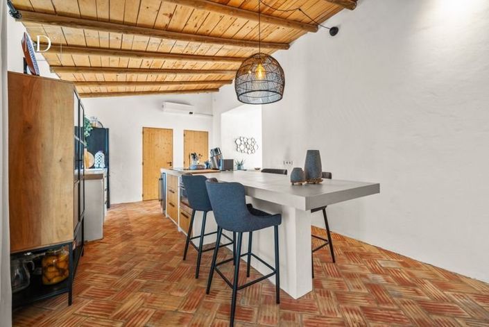 Image No.23-2 Bed House for sale