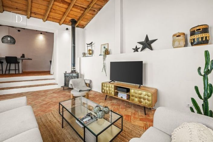 Image No.25-2 Bed House for sale