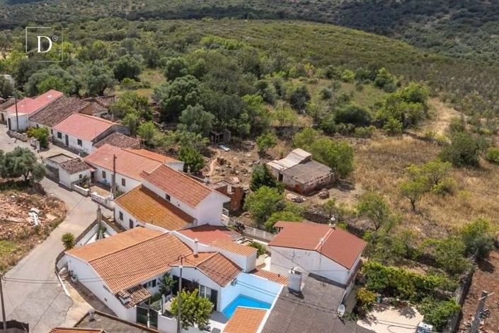 Image No.41-2 Bed House for sale