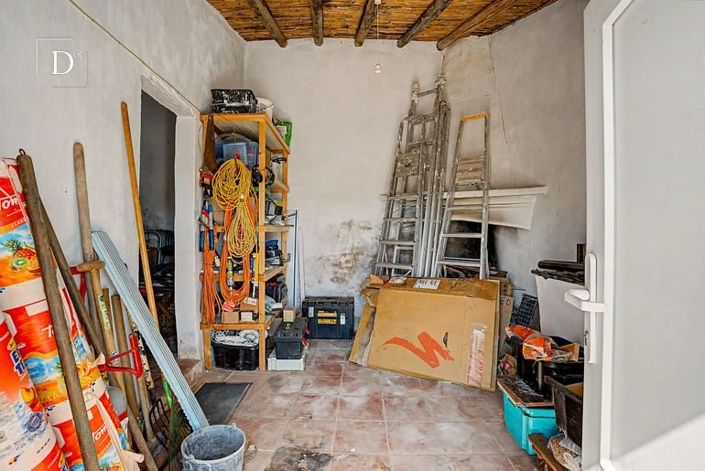 Image No.28-2 Bed House for sale
