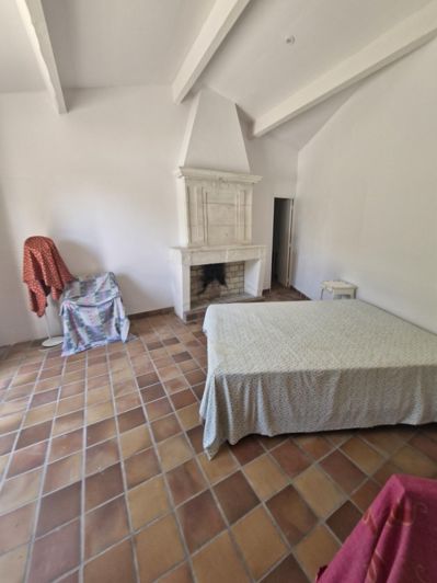 Image No.14-4 Bed House for sale