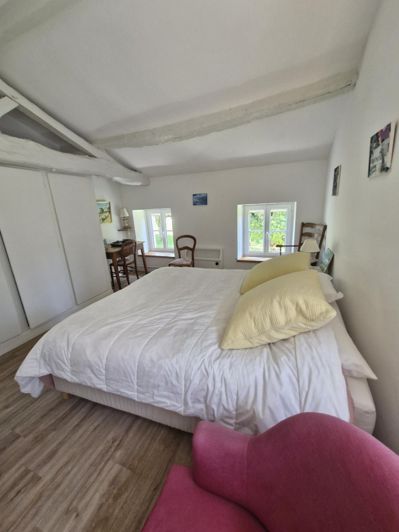 Image No.9-4 Bed House for sale