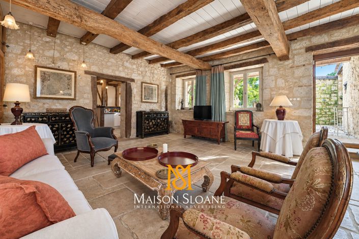 Image No.5-2 Bed House for sale