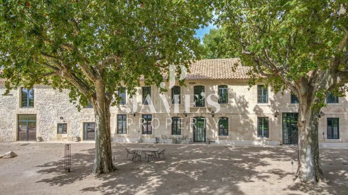 Image No.3-5 Bed House for sale