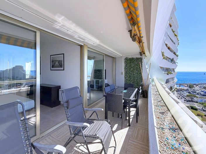 Image No.19-2 Bed Apartment for sale