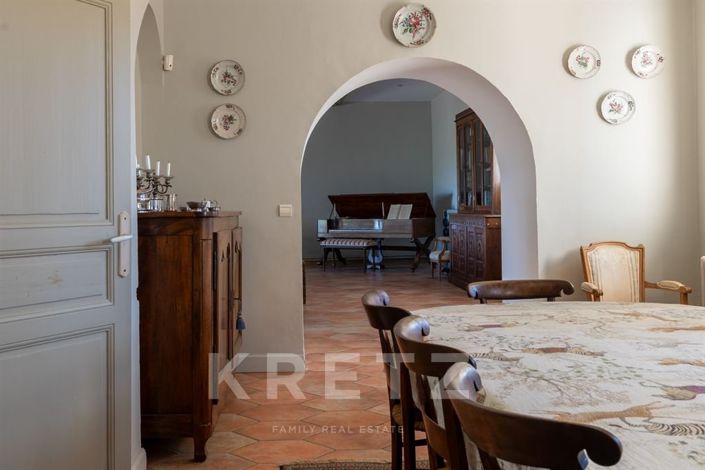 Image No.13-11 Bed House for sale