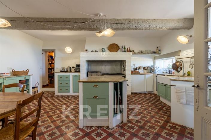 Image No.16-11 Bed House for sale