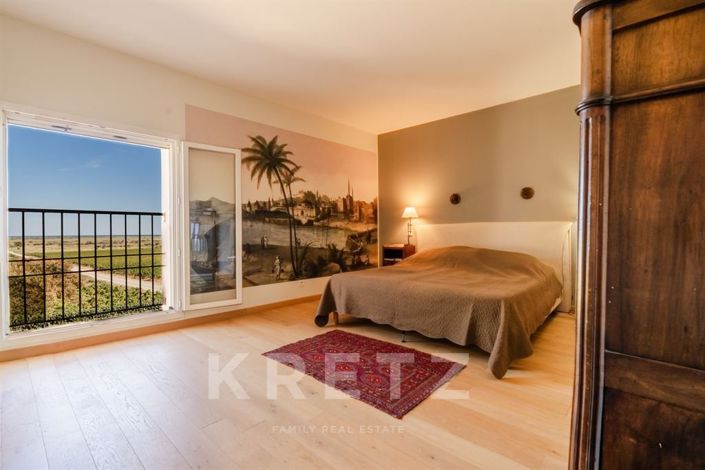 Image No.18-11 Bed House for sale