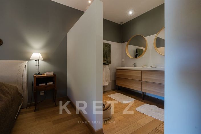 Image No.19-11 Bed House for sale