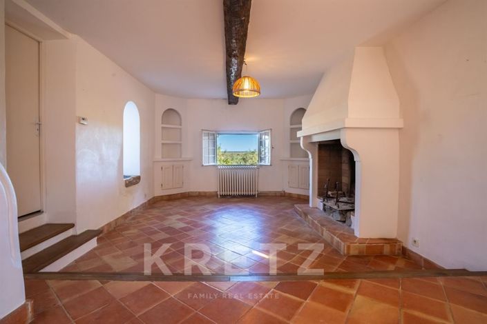 Image No.23-11 Bed House for sale