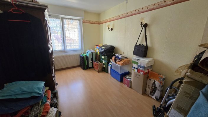 Image No.8-3 Bed House for sale