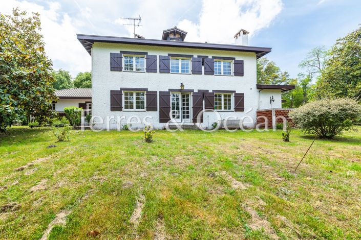 Image No.13-13 Bed House for sale