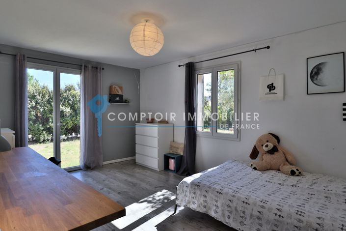 Image No.13-5 Bed House for sale
