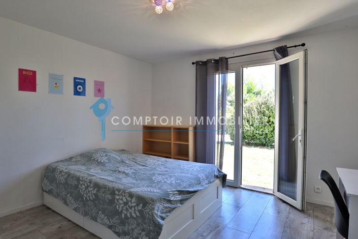 Image No.15-5 Bed House for sale
