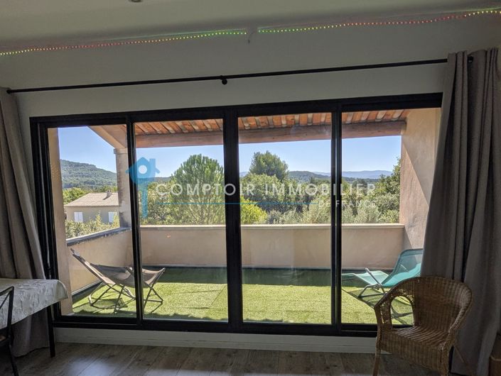 Image No.17-5 Bed House for sale
