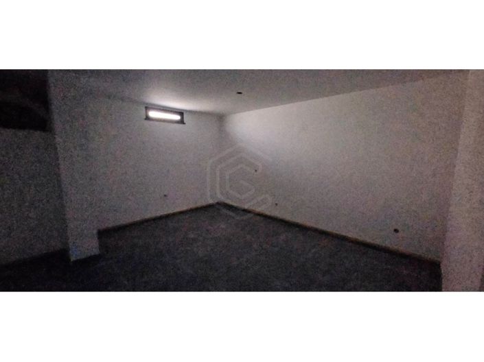 Image No.46-4 Bed House for sale