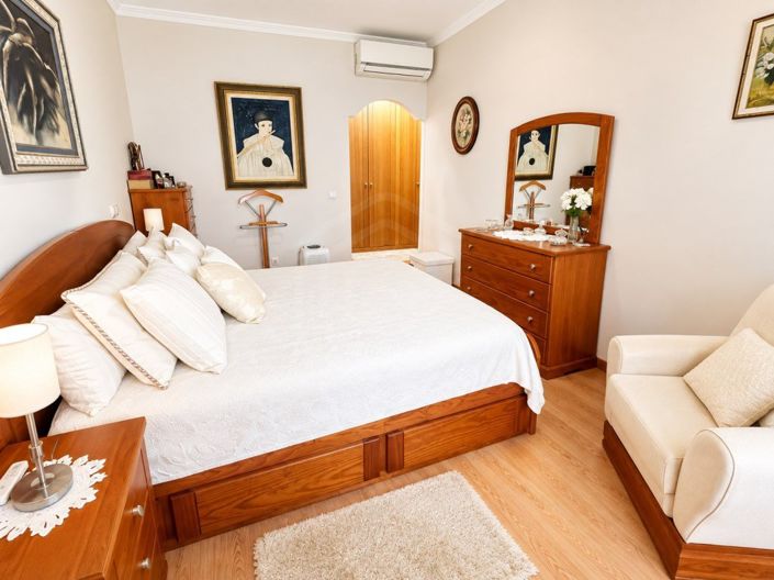 Image No.13-3 Bed Apartment for sale