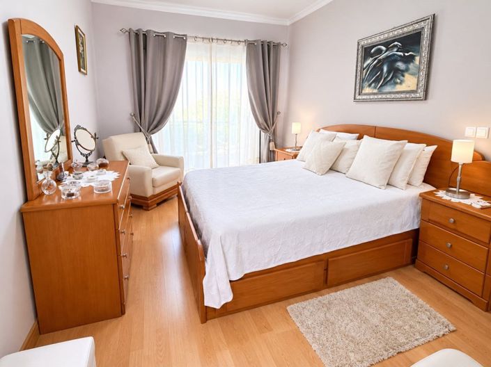 Image No.14-3 Bed Apartment for sale