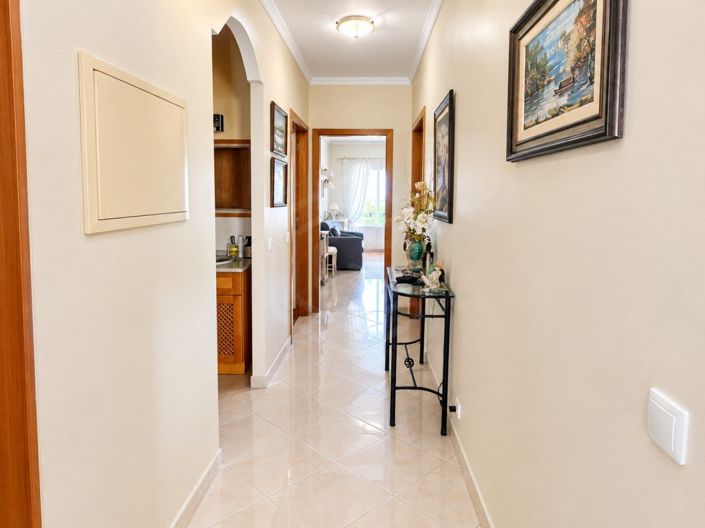 Image No.18-3 Bed Apartment for sale