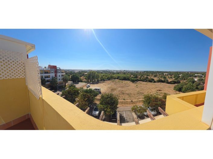 Image No.27-3 Bed Apartment for sale