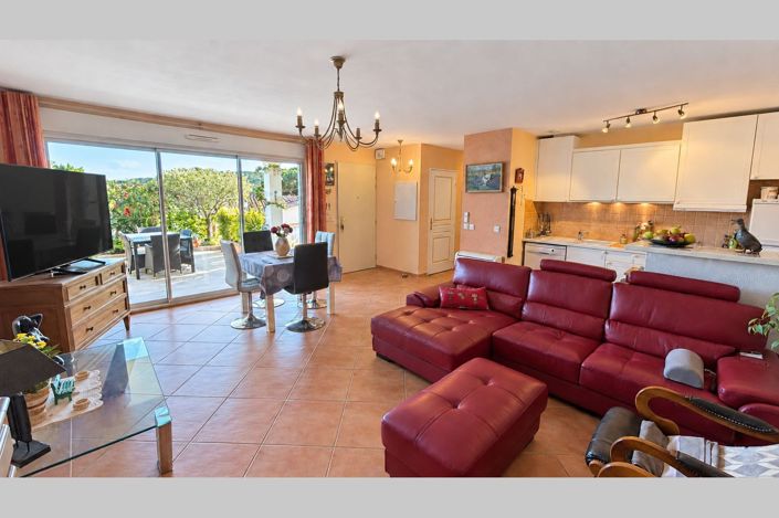 Image No.4-2 Bed Apartment for sale