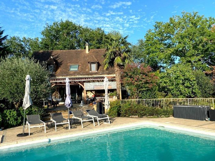 Image No.2-5 Bed House for sale