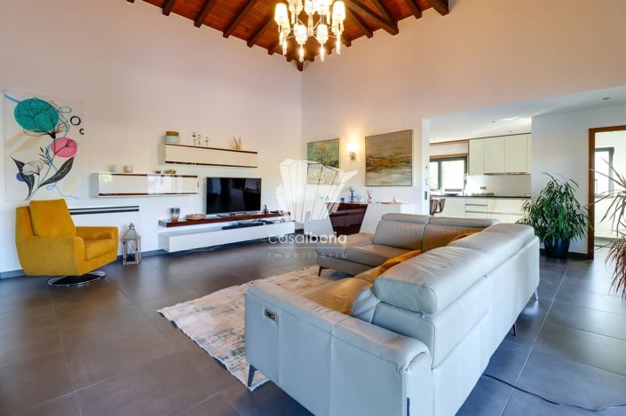 Image No.11-4 Bed House for sale