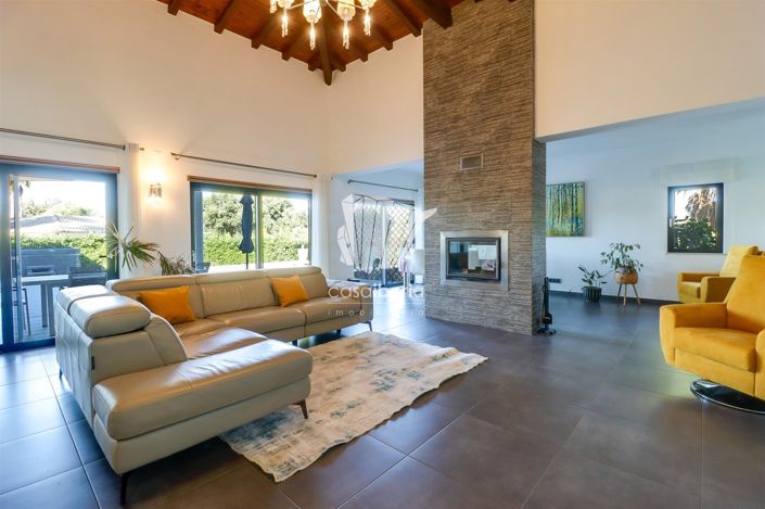 Image No.14-4 Bed House for sale