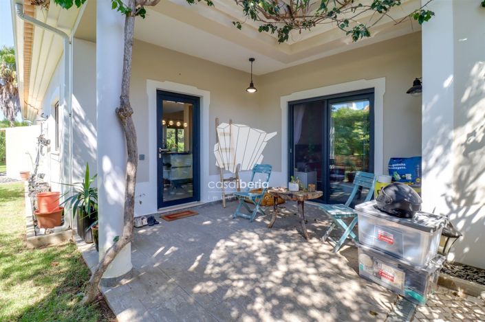 Image No.38-4 Bed House for sale