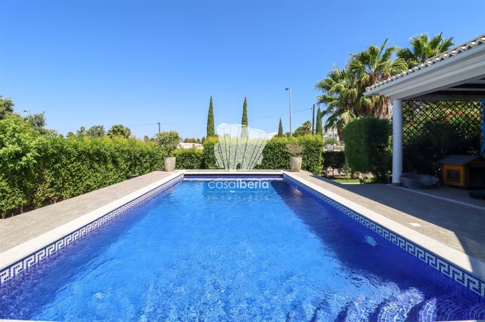 Image No.45-4 Bed House for sale
