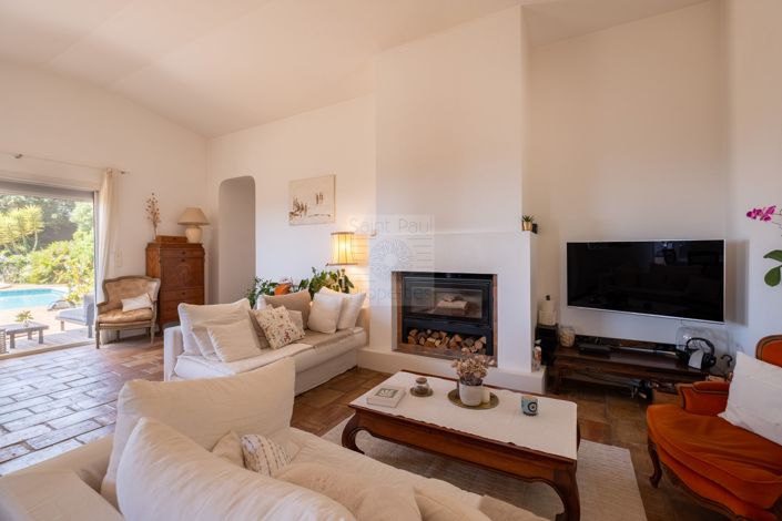 Image No.7-4 Bed House for sale