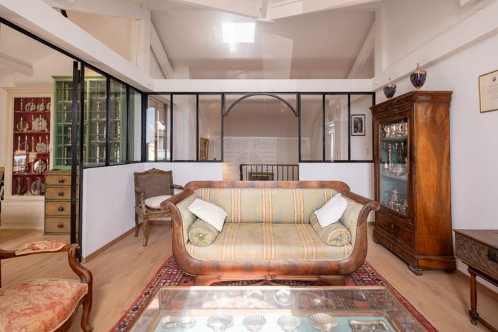 Image No.25-5 Bed House for sale