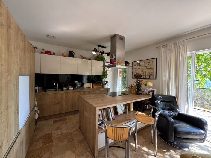 Image No.5-3 Bed House for sale