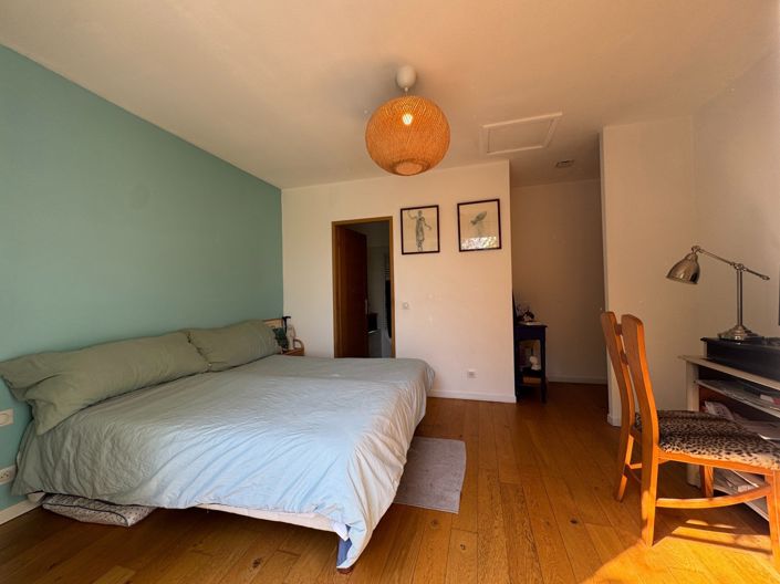 Image No.6-3 Bed House for sale