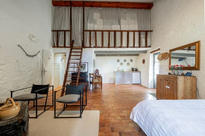 Image No.25-5 Bed House for sale