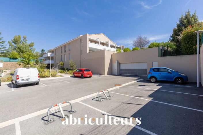 Image No.17-2 Bed Apartment for sale