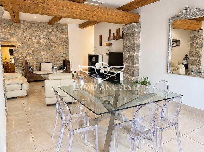 Image No.7-6 Bed Property for sale