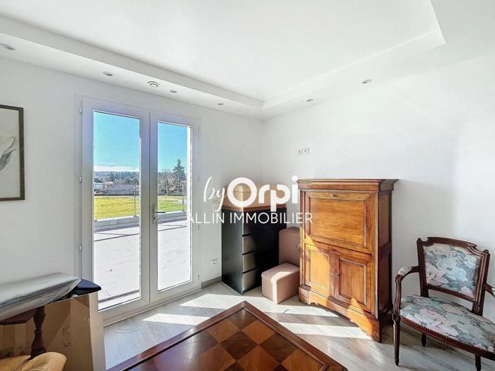 Image No.11-4 Bed House for sale