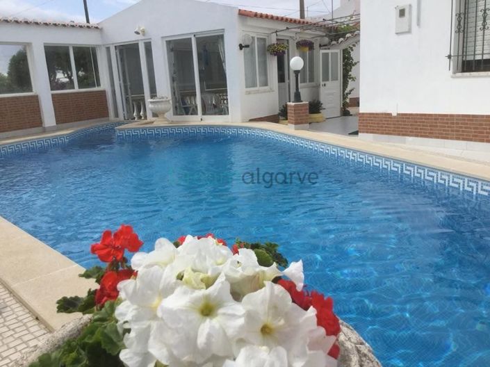 Image No.15-9 Bed House for sale