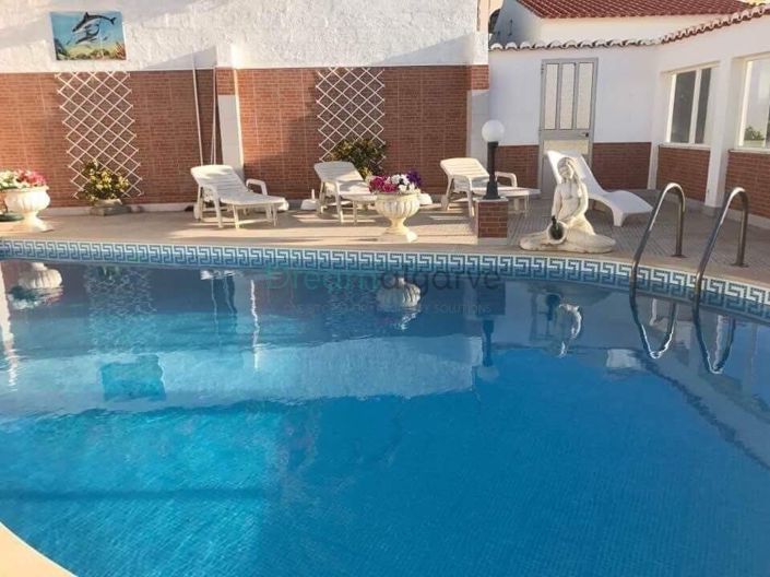 Image No.3-9 Bed House for sale