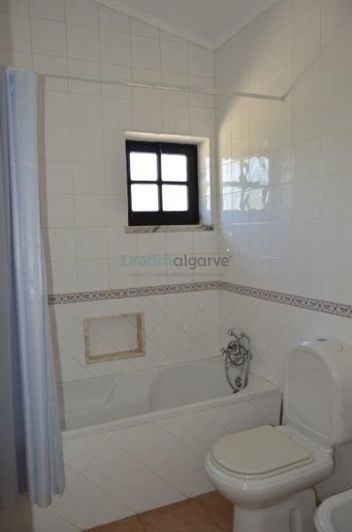 Image No.44-9 Bed House for sale