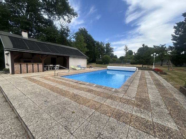 Image No.4-Propriété de 4 chambres à vendre à Estivareilles