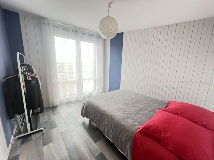 Image No.6-Appartement de 2 chambres à vendre à Montluçon