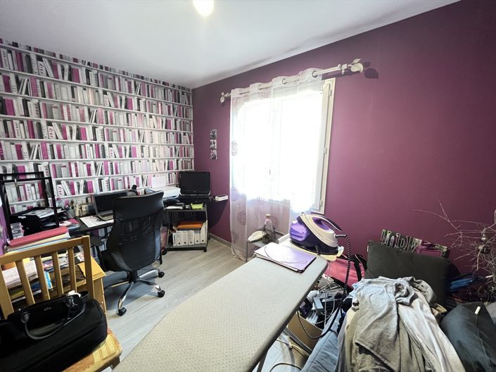 Image No.9-4 Bed House for sale
