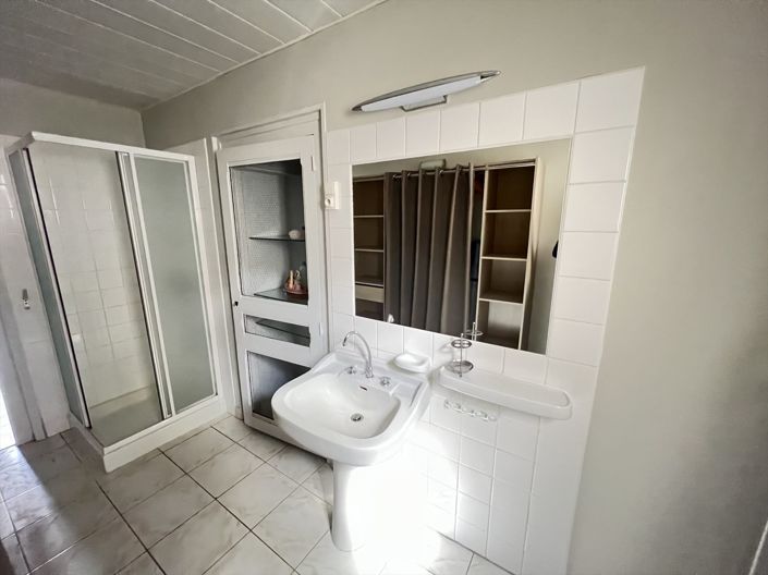 Image No.14-3 Bed House for sale