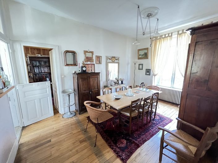 Image No.7-3 Bed House for sale