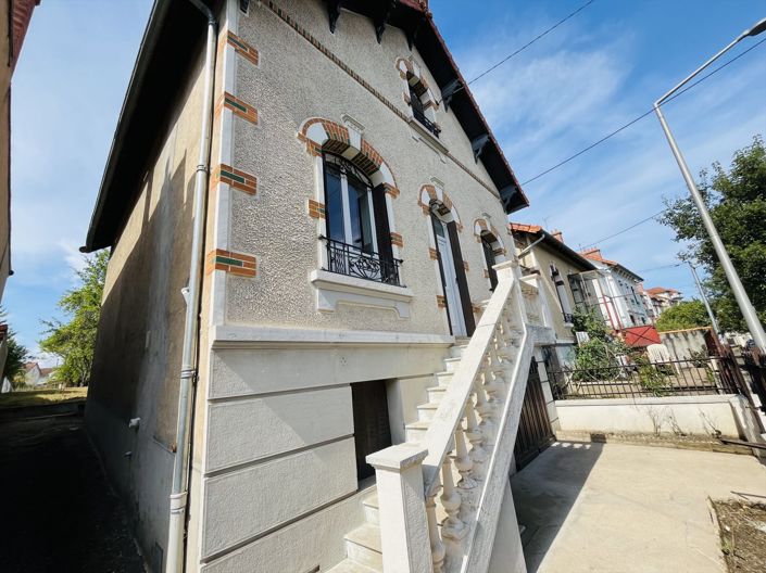 Image No.12-4 Bed House for sale